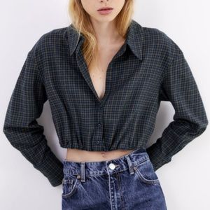 Zara NWT cropped plaid button up size xs